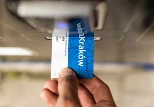Bilet roczny dla studenta za 365 złotych! Kto będzie mógł z niego korzystać?
