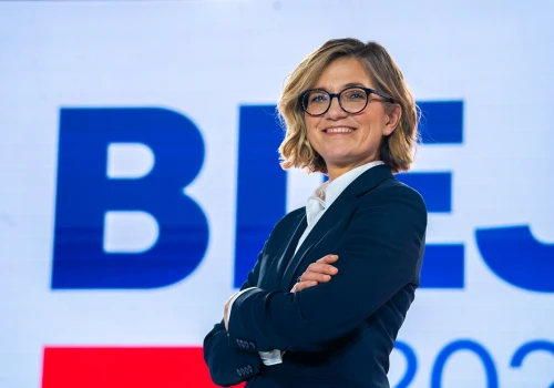Polityka nie dla kobiet? Czy kobiety nie dla polityki? Już w samorządach dominują mężczyźni