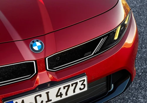 Duże zmiany w BMW. Mali padają, giganci powstają