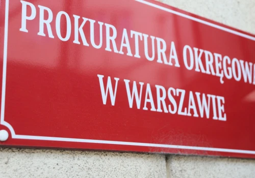 Zarzuty dla byłego wykładowcy AWS. Ofiarami miały być studentki