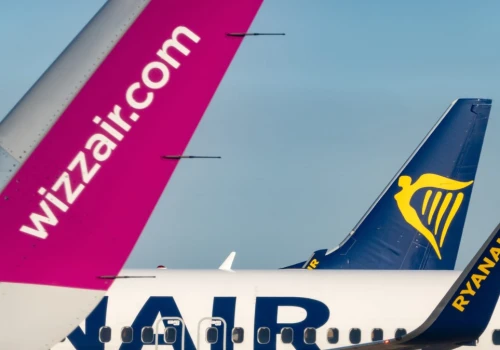 Ryanair i Wizz Air bez dopłat za bagaż? Nowe zasady od 2027 roku