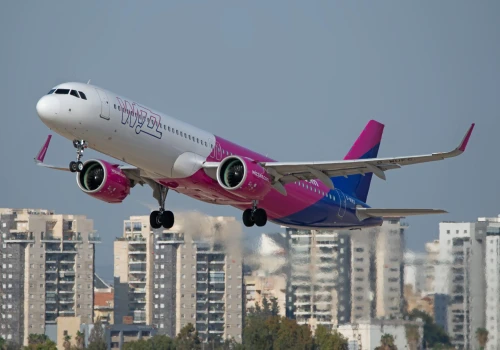 Wizz Air opóźnia start lotów na swoich 2 najbardziej egzotycznych trasach z Polski. Wznowi je najwcześniej w styczniu
