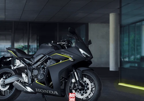 Czy elektronicznie sterowane sprzęgło Honda E-Clutch to przyszłość motocykli?
