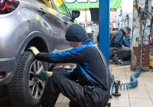 Kiedy wymienić opony na zimowe? PZPO wskazuje optymalny czas dla kierowców