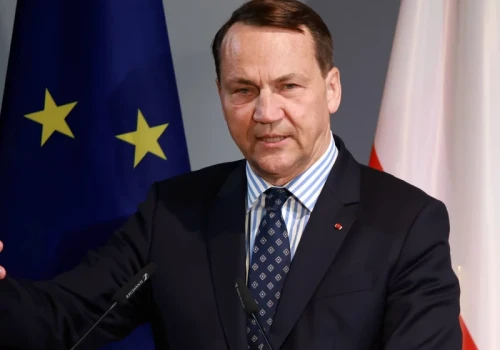 Sikorski: Jestem oszołomiony bezczelnością tego orędzia