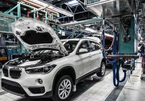 Problemy finansowe BMW coraz większe. Koncern ogranicza zatrudnienie