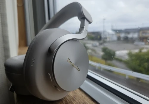 Czy Technics wygryzie Sony i Bose? Naturalny dźwięk za 1890 zł