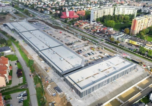 Przez lata teren straszył. 22 października otwierają tam nowy park handlowy