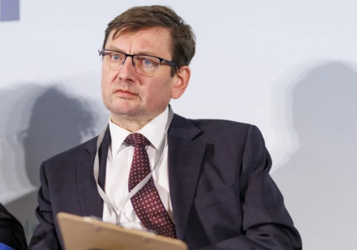 Karuzela kadrowa w resorcie zdrowia. Odchodzi dyrektor kluczowego departamentu