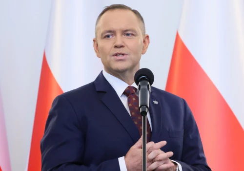W ustawie o niższych cenach paliw jest pułapka. Wybuchnie awantura
