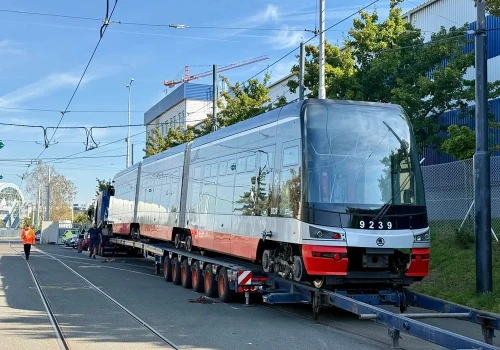 Pierwsza praska Skoda wyruszyła do Łodzi