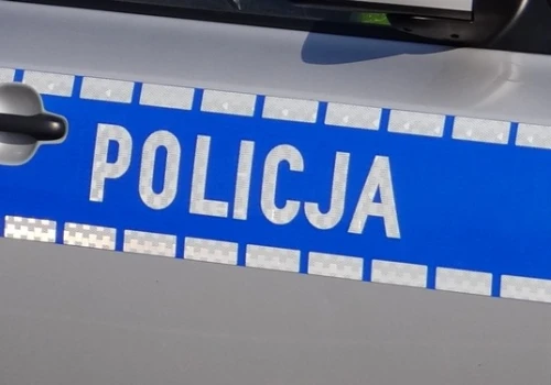 86-latek potracony na parkingu przy ulicy Zielonej w Wieluniu