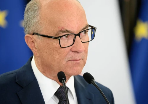 Czarzasty o słowach Mentzena na temat policjantek: 