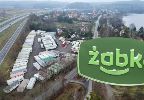 Zamieszanie wokół odpadów. Mieszkańcy Dorotowa stawiają opór wobec inwestycji Żabki. Co na to wójt?