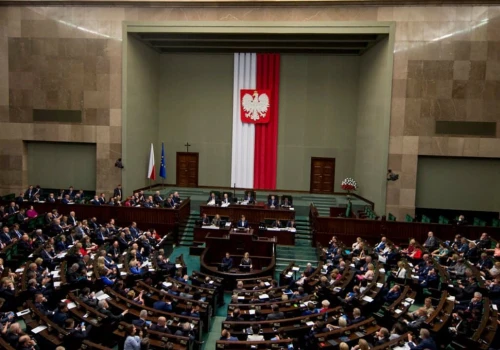 Czy afera Zondacrypto zmieni naszą scenę polityczną? Nowy sondaż przynosi odpowiedź