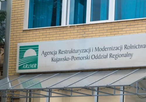 ARiMR zwiększyła limity na kredyty inwestycyjne z dopłatami. W bankach jest 1,5 mld zł