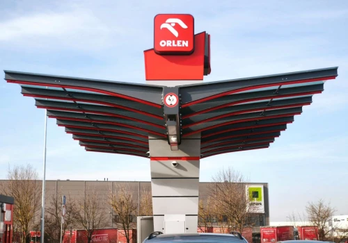 Grozi nam diesel po 10 zł nawet po obniżce cen paliw. Rząd może już nie mieć nad tym kontroli