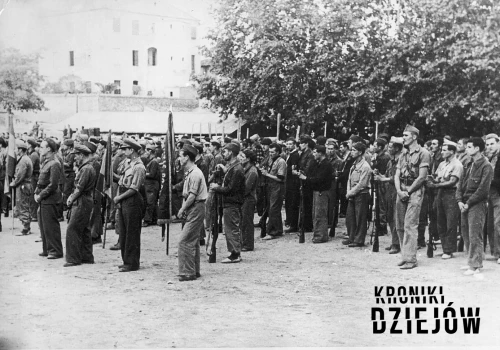 Siedzieli w przeciwnych okopach, słysząc ten sam język. Dramat żołnierzy rozdartych przez historię