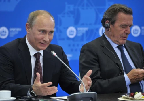Gerhard Schroeder wraca do rosyjskiego biznesu. Dostał miejsce w radzie Globusa