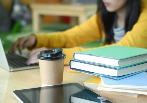 Jak wybrać kierunek studiów dopasowany do predyspozycji i planów zawodowych?