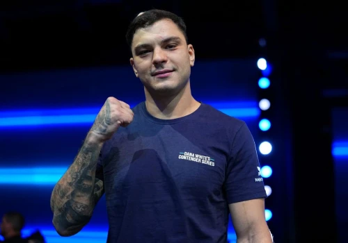 Zdobył kontrakt z UFC i wyszedł na zero