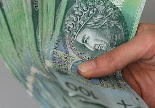 Koszt obniżki akcyzy i VAT na paliwa to ponad 5,36 mld zł