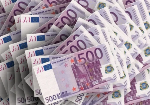 Komisja Europejska wypłaciła Ukrainie 2,9 mld euro na wsparcie budżetu i realizację reform