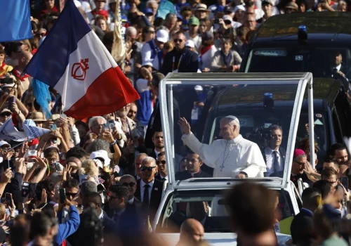 Odrodzenie we Francji? Chyba islamskie…