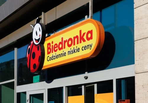 Tylko w sobotę w Biedronce. 2 + 2 bez warunków i szansa na voucher na zakupy