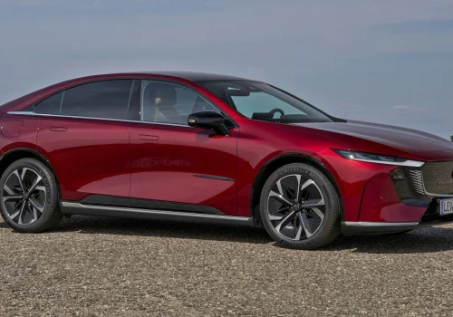 Mazda do Changana: hej, chcesz coś z jinba ittai?