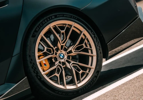 Oferta BMW na jesień i 2027 rok może zaskoczyć. X5 z większą mocą, nowe iX3, diesel w serii 7 zostaje