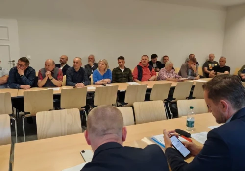 S8 Bardo–Kłodzko. Trzy warianty nadal w grze. Mieszkańcy Barda i Złotego Stoku mogą zgłaszać uwagi