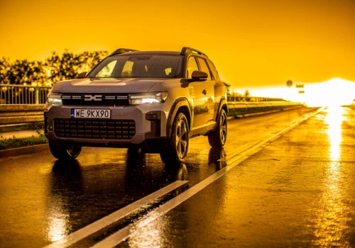Nowa Dacia Bigster z automatem, Jogger traci silnik 110 TCE, obniżki cen i rabaty