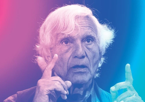 Nazywany jest magiem i reformatorem teatru. We Wrocławiu będzie świętował 90. urodziny