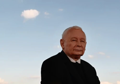 PiS gotowe zrezygnować z władzy, byle dopaść Brauna? „To jest poważny problem polityczny”