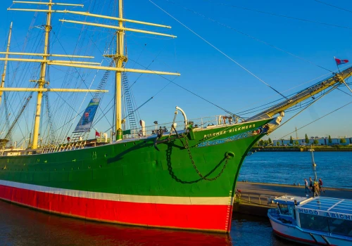 Rickmer Rickmers – zielony żaglowiec z Hamburga