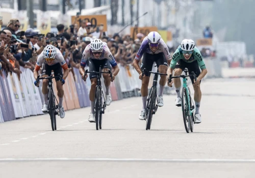 Tour de Langkawi 2026: Ucieczka lepsza od peletonu. Nil Gimeno sięga po etap