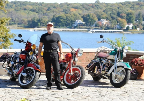 Billy Joel wyprzedaje ponad 70 motocykli. Niektóre to prawdziwe perełki, a wszystkie pójdą pod młotek bez ceny minimalnej!