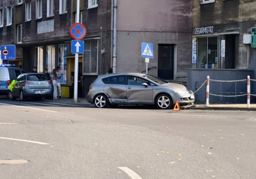 Młoda kobieta nie widziała drugiego auta (ZDJĘCIA)