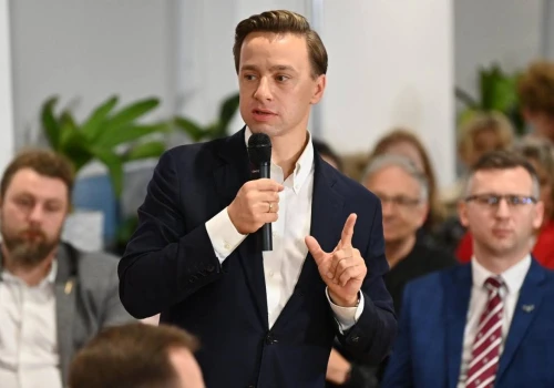Transkrypcja związków jednopłciowych to coś więcej niż ideologiczna ofensywa lewicy