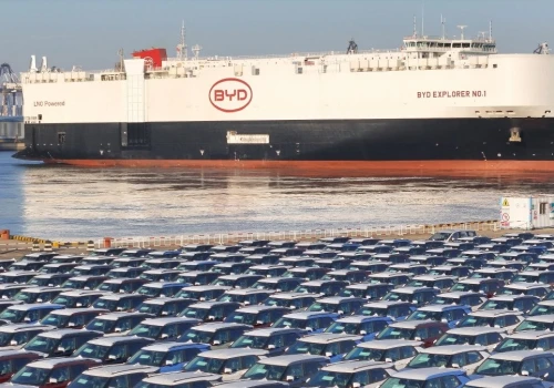Co piąte auto może pochodzić z Chin. Europa ma coraz większy problem