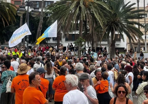 Prawie 10 tys. osób protestuje w Las Palmas w sprawie dostępu do mieszkań