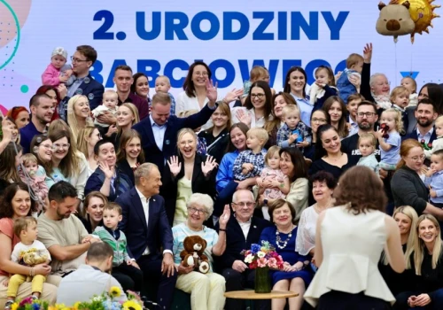 2. urodziny „babciowego”. Wsparcie dla prawie 680 tys. dzieci