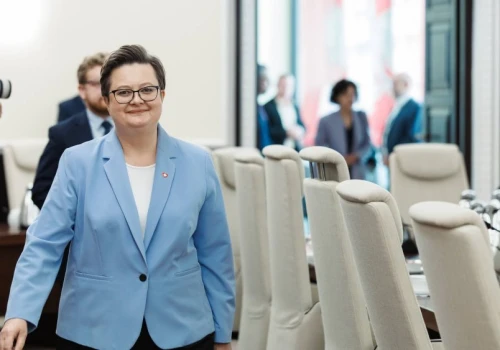 Czy wrócą lekcje zdalne? MEN wskazało, kiedy może być to konieczne
