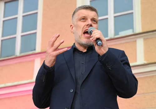 Razem organizuje proukraińską manifestację w Warszawie. „Wychodzimy na ulice, aby sprzeciwić się przemocy wobec naszych…”