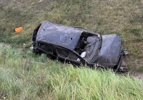 Poważny wypadek na S3. Dachowała osobówka. Dwie osoby walczą o życie