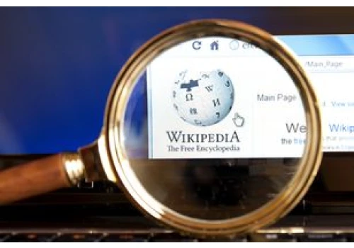 Spada ruch na Wikipedii. Powód jest jasny