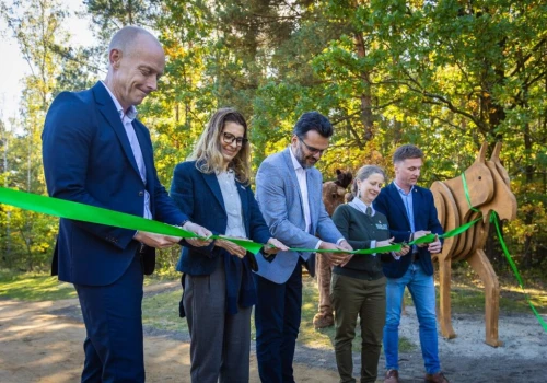 Nowy szlak w Kampinosie. Świetny pomysł na jesienny wypad poza miasto