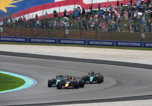 Wygrana Verstappena w chaotycznym GP Bahrajnu 2026 na torze Sepang
