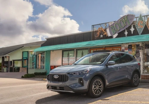 Ford wycofał dwa popularne SUV-y dla nowego elektryka. Powstała ogromna luka